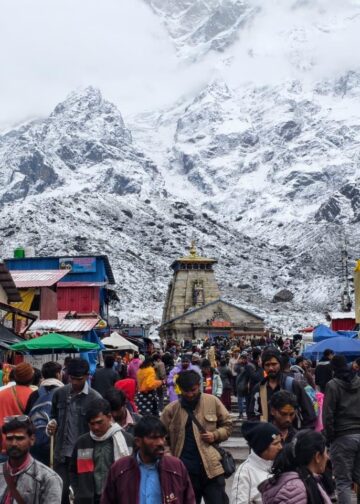 केदारनाथ धाम यात्रा में श्रद्धालुओं का उत्साह चरम पर, दर्शनार्थियों की संख्या 4 लाख के पार