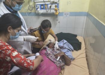 पौड़ी गढ़वाल के औणी में गुलदार ने महिला पर हमला. कर किया जख्मी