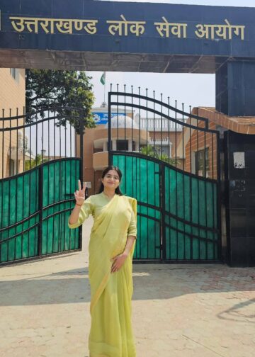 संघर्ष और मेहनत की मिसाल:उत्तराखंड में टिफिन पहुंचाने वाली मीनाक्षी बनीं एसडीएम