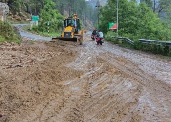 नारायणबगड़ मुख्य बाजार में राहत एवं सफाई कार्य युद्धस्तर पर जारी