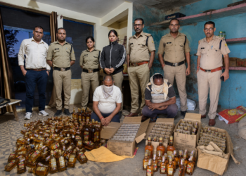 रुद्रप्रयाग में आबकारी विभाग की बड़ी कार्रवाई, बड़ी मात्रा में अवैध शराब बरामद