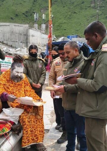 बाबा की नगरी केदारनाथ धाम में चला ऑपरेशन कालनेमि अभियान, 15के खिलाफ चालानी कार्रवाई.