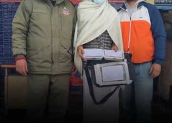 कलयुग में बुद्धि हुई भ्रष्ट :बद्रीधाम में सोने का मणि जड़ित मुकुट चोरी करने वाले आरोपी को पुलिस ने दबोचा