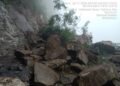 केदारनाथ पैदल मार्ग पर भारी भूस्खलन, कई स्थानों पर रास्ता क्षतिग्रस्त, गौरीकुंड गेट से वापस भेजे गए यात्री