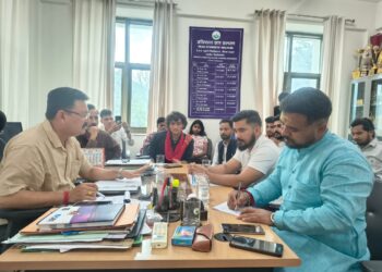 गढ़वाल विवि में प्रवेश तैयारियों पर छात्र संगठनों के साथ बैठक