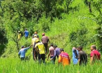 रुद्रप्रयाग में दर्दनाक हादसा: घास लेने गई महिला का पैर फिसला, उफनते गदेरे में बहने से मौत!!
