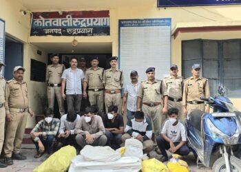 बड़ी खबर: रुद्रप्रयाग पुलिस की बड़ी कामयाबी,पम्प हाउसों और हॉटमिक्स प्लांटों में लाखों की चोरी करने वाला गिरोह बेनकाब,महज 6 दिन में पुलिस ने किया हाई-प्रोफाइल चोरी कांड का खुलासा।