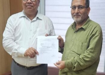सरकार के भरोसे पर खरे उतरे दो चेहरे, श्रीनगर मेडिकल कॉलेज और चिकित्सा शिक्षा विभाग को मिला अनुभवी नेतृत्व,डॉ. आशुतोष सयाना ने डॉ. सीएमएस रावत को सौंपा श्रीनगर मेडिकल कॉलेज के प्राचार्य पद का कार्यभार