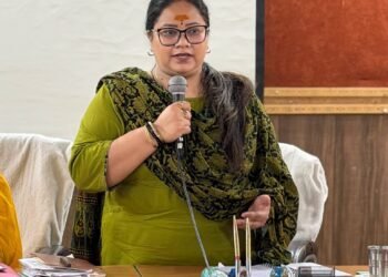 श्रीनगर नगर निगम ने छतों से बरसाती पानी की निकासी को लेकर जारी किए निर्देश,15 दिन के भीतर घरों का निरीक्षण कर नोटिस देने और चालानी कार्रवाई के आदेश