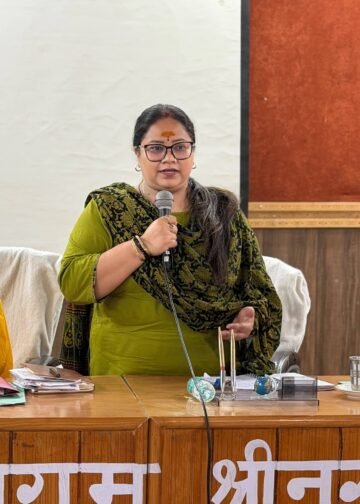 श्रीनगर नगर निगम ने छतों से बरसाती पानी की निकासी को लेकर जारी किए निर्देश,15 दिन के भीतर घरों का निरीक्षण कर नोटिस देने और चालानी कार्रवाई के आदेश