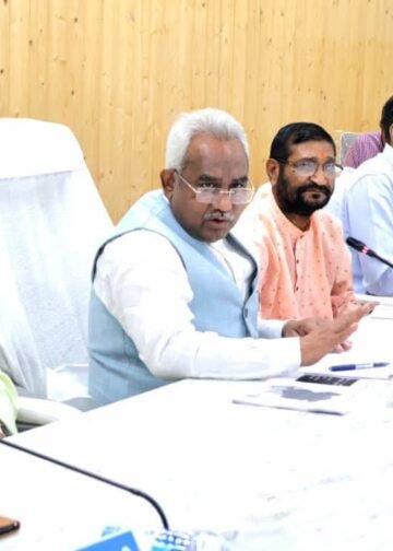 पीपलकोटी टनल हादसा: आपदा प्रबंधन मंत्री मदन कौशिक ने रेस्क्यू अभियान का लिया जायजा