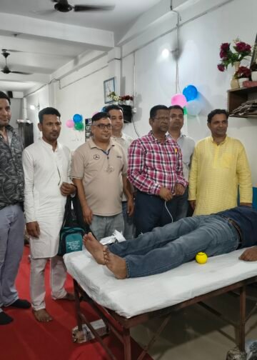 ईद मिलादुन्नबी और रक्षाबंधन पर मुस्लिम समाज की मिसाल, 105 यूनिट रक्तदान