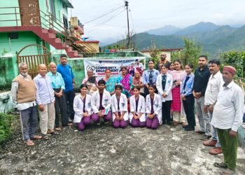 देवस्थली नर्सिंग कॉलेज ने लगाया स्वास्थ्य जागरूकता शिविर
