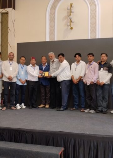 उत्तराखंड फोटो फेयर में श्रीनगर फोटोग्राफी वेलफेयर सोसाइटी सम्मानित