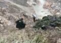 गोमुख ट्रैक पर 130 मीटर गहरी खाई में गिरा महाराष्ट्र का पर्यटक लापता, बर्फबारी और खराब मौसम के बीच 18 सदस्यीय टीम का सर्च ऑपरेशन जारी
