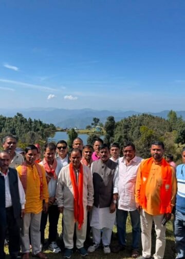 ताराकुंड को धार्मिक एवं पर्यटन स्थल के रूप में विकसित करने पर जोर,डॉ. धन सिंह रावत ने ग्रामीणों के साथ की चर्चा, स्थानीय स्तर पर रोजगार के अवसर बढ़ाने पर दिया बल