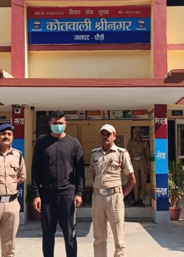 फर्जी डिग्री से मैनेजर की नौकरी हासिल करने वाला गिरफ्तार, श्रीनगर पुलिस ने दिल्ली से दबोचा