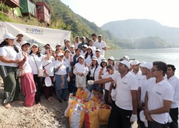 धारी देवी मंदिर में अरुशी निशंक के अभियान ने चलाया स्वच्छता अभियान