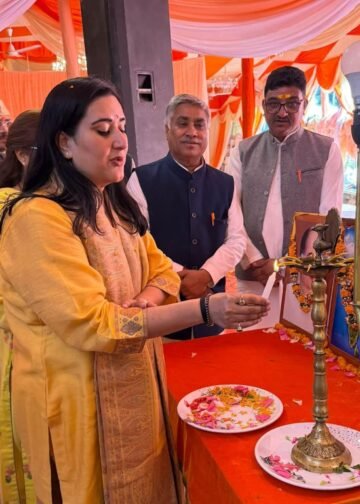 2027 के चुनाव के लिए अभी से जुटें कार्यकर्ता: बांसुरी स्वराज,भाजपा की जिला स्तरीय बैठक में संगठन की मजबूती और जनसंपर्क बढ़ाने पर जोर